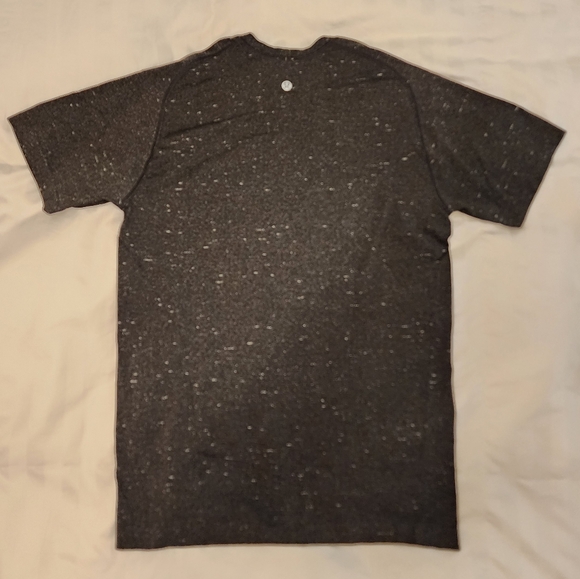 Lululemon Men's Top - Picture 2 of 5